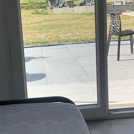 Maison Climatisee Avec Grand Jardin, Piscine Privee Et Jacuzzi Saint Didier (Vaucluse)